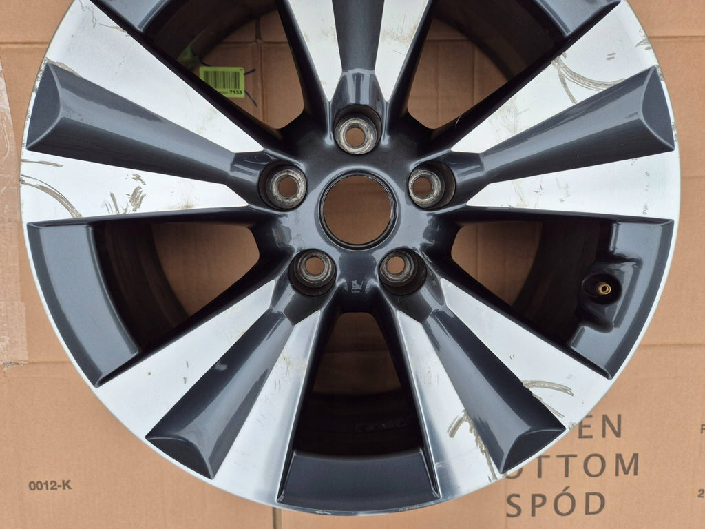 1x Alufelge 17 Zoll 6.5" 5x114.3 45ET Nissan Pulsar C13 Rim Wheel FEL2596561704qc