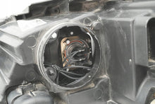 Laden Sie das Bild in den Galerie-Viewer, Frontscheinwerfer VW Passat B7 3AB941006 90003373 Rechts Scheinwerfer Headlight SCH4293499271py