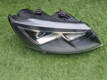 Laden Sie das Bild in den Galerie-Viewer, Frontscheinwerfer Seat Alhambra 7N5941752 Xenon Rechts Scheinwerfer Headlight SCH7989116228rx