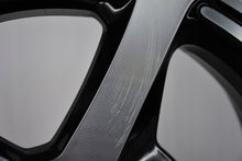 Load image into Gallery viewer, 1x Alufelge 15 Zoll 5.5" 4x100 36ET 403000684R Renault Rim Wheel FEL2643920630dv