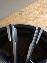 Load image into Gallery viewer, 1x Alufelge 20 Zoll 9.0" 5x112 35ET Glanz Graphit 8071996 BMW Mg Rim Wheel FEL1707731076gn