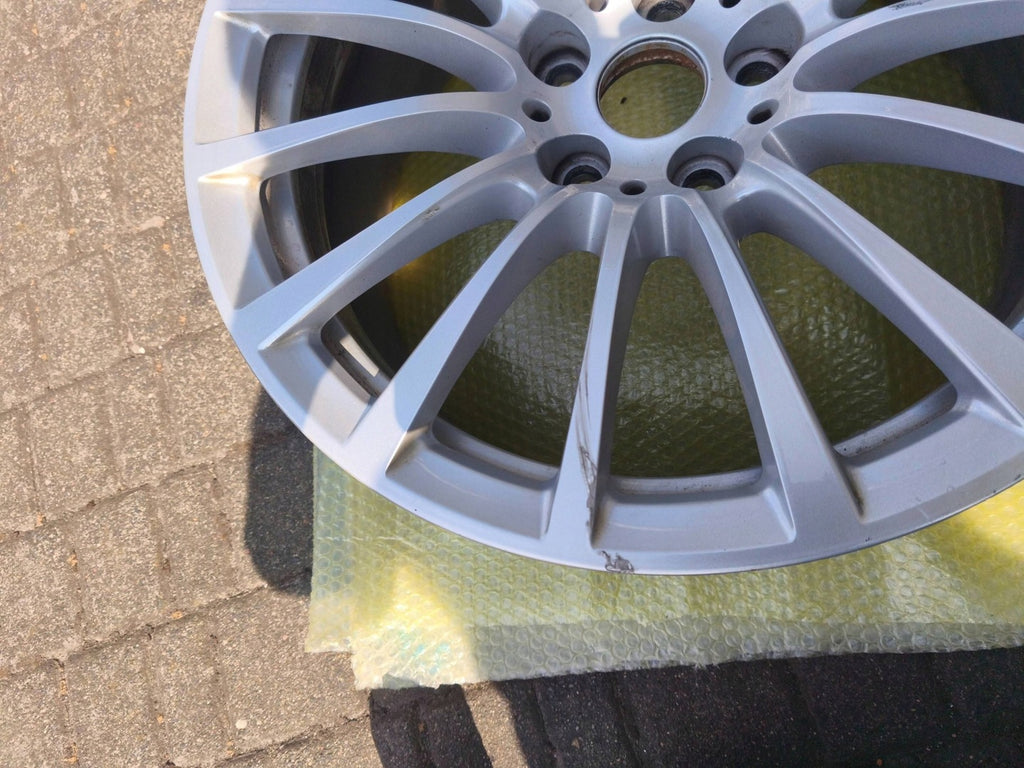 1x Alufelge 18 Zoll 6861224 BMW 5 G31 G30 Rim Wheel FEL6855662648xi
