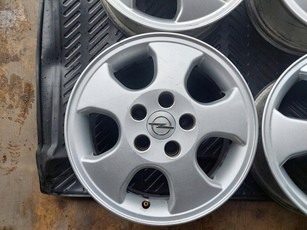 4x Alufelge 15 Zoll 6.0" 5x100 Glanz 60505 Opel Signum Vectra Zafira Meriva