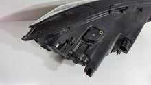 Laden Sie das Bild in den Galerie-Viewer, Frontscheinwerfer Seat Tarraco 5FJ941007C LED Links Scheinwerfer Headlight SCH3134470683yn