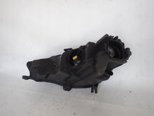 Load image into Gallery viewer, Frontscheinwerfer Audi A4 B9 8W0941006 LED Ein Stück (Rechts oder Links)