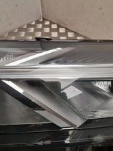 Laden Sie das Bild in den Galerie-Viewer, Frontscheinwerfer Dacia Sandero III 260602888R Links Scheinwerfer Headlight SCH9129420875kd