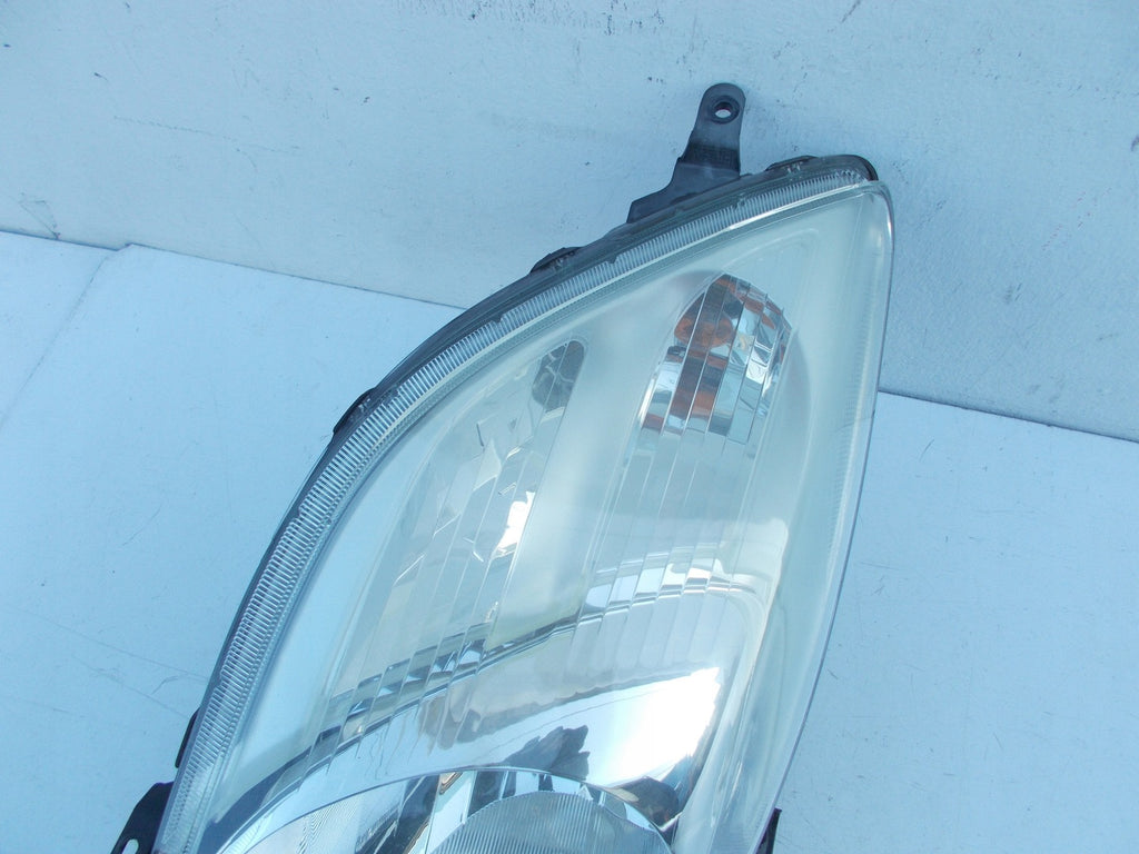 Frontscheinwerfer Toyota Yaris 81150-0D120 Links Scheinwerfer Headlight SCH8407748428qb