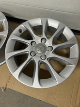 Laden Sie das Bild in den Galerie-Viewer, 4x Alufelge 16 Zoll 6.5" 5x112 46ET Glanz Silber 8V0601025BM Audi A3 Rim Wheel FEL7956344486kb