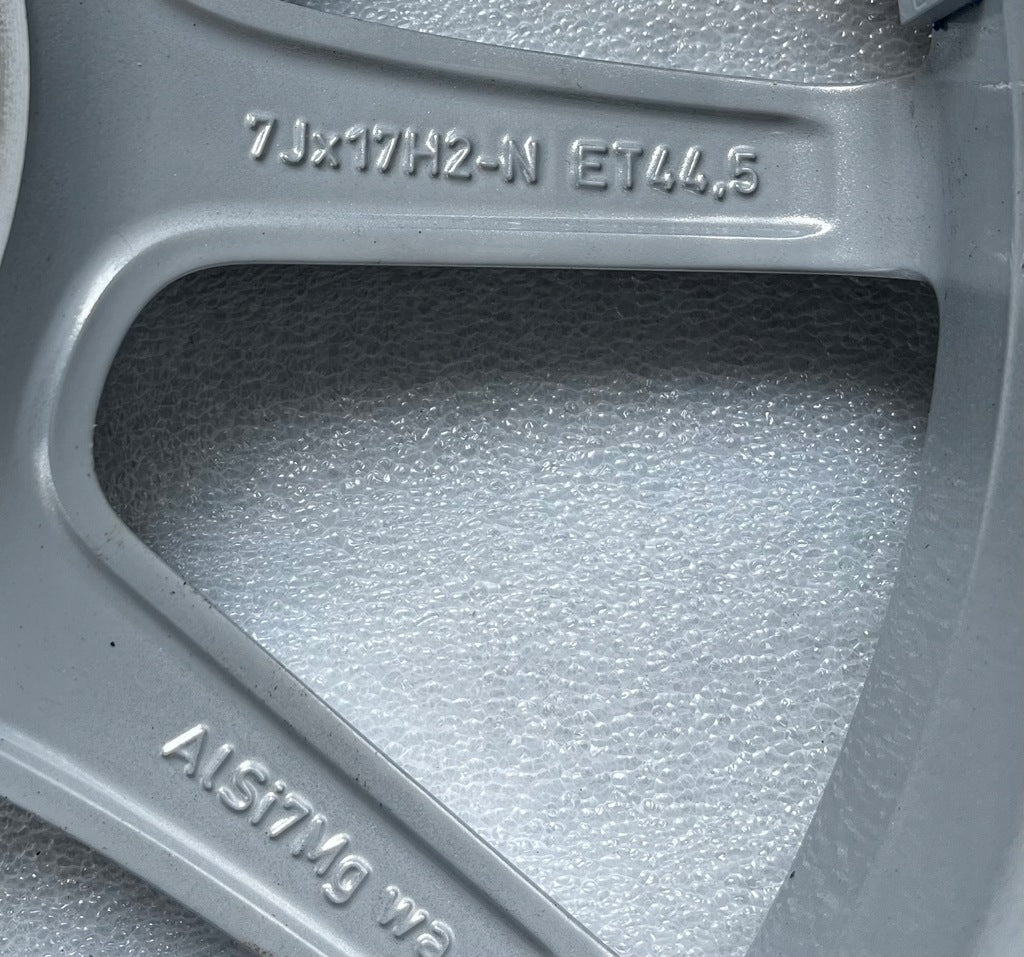 1x Alufelge 17 Zoll 7.0" 5x112 43,5ET A2064015900 Mercedes-Benz W206 Rim Wheel FEL2226094797ya