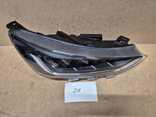Laden Sie das Bild in den Galerie-Viewer, Frontscheinwerfer Ford Focus NX7B-13E014-CF Full LED Rechts Headlight SCH1940846652wt