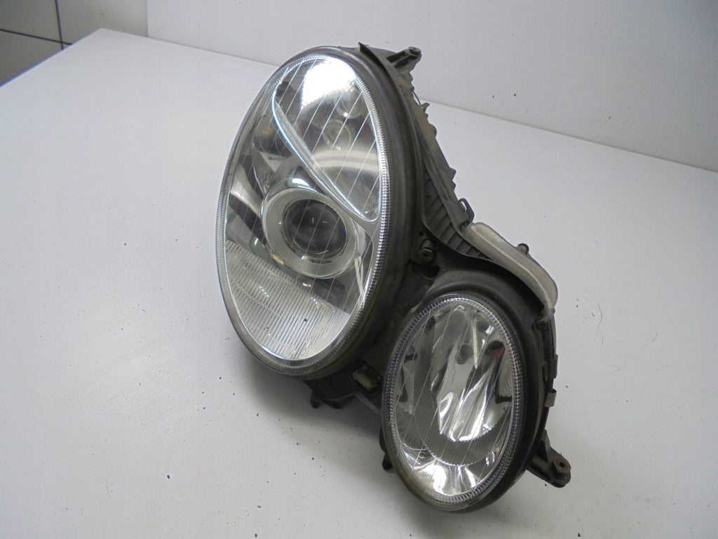 Frontscheinwerfer Mercedes-Benz W211 Rechts Scheinwerfer Headlight SCH9916068831zp