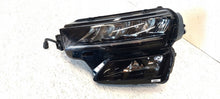Laden Sie das Bild in den Galerie-Viewer, Frontscheinwerfer Skoda Karoq 57B941009 LED Links Scheinwerfer Headlight SCH5090643273ad
