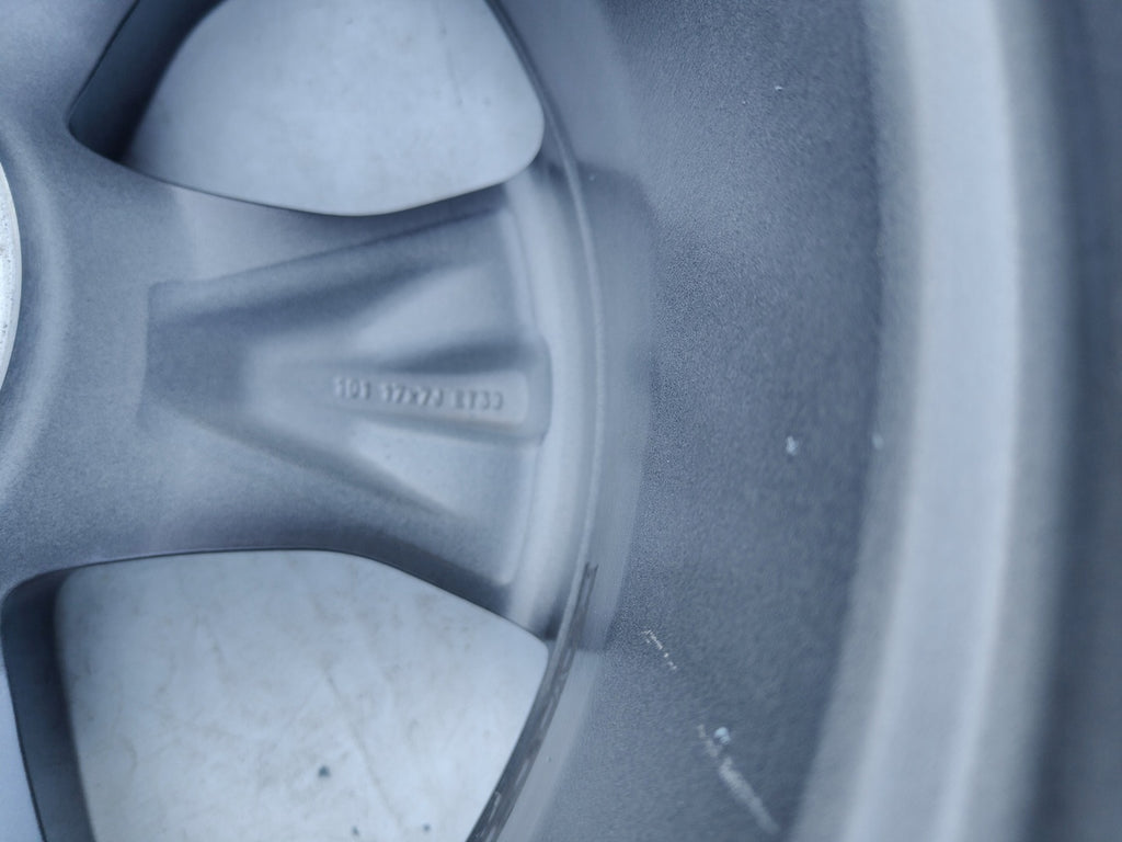 1x Alufelge 17 Zoll 7.0" 5x114.3 39ET PZ49M-X0670-Z Toyota Rav 4 Rim Wheel