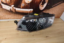 Laden Sie das Bild in den Galerie-Viewer, Frontscheinwerfer Skoda Octavia III 5E1941015B Xenon Links Headlight SCH4729499721tw