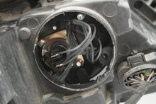 Laden Sie das Bild in den Galerie-Viewer, Frontscheinwerfer VW Passat B7 3AB941005 Links Scheinwerfer Headlight SCH7484833686gy