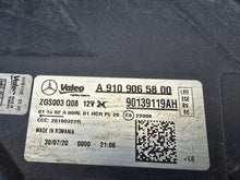 Laden Sie das Bild in den Galerie-Viewer, Frontscheinwerfer Mercedes-Benz Sprinter A9109065800 Full LED Rechts Headlight