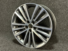 Load image into Gallery viewer, 1x Alufelge 19 Zoll 7.0" 5x112 43ET 565601025R- Skoda Kodiaq Rim Wheel FEL4591886965bk