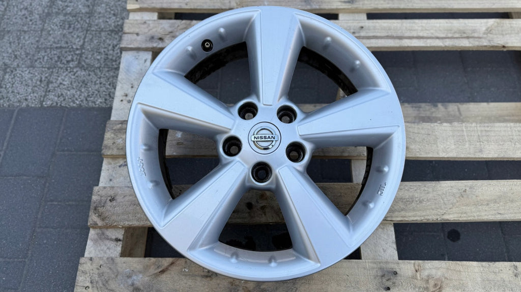 1x Alufelge 17 Zoll 6.5" 5x114.3 40ET Glanz Silber 40300-EY17C Nissan Qashqai I FEL7276370507lo