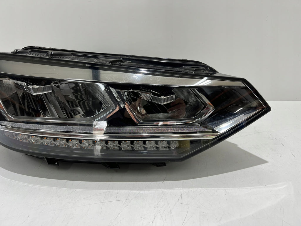 Frontscheinwerfer VW Touran 5TB941036 LED Rechts Scheinwerfer Headlight