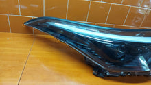 Laden Sie das Bild in den Galerie-Viewer, Frontscheinwerfer Toyota Chr C-Hr 81110-YP280 LED Rechts Scheinwerfer Headlight SCH1958598251zd