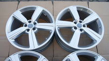 Laden Sie das Bild in den Galerie-Viewer, 4x Alufelge 20 Zoll 9.0" 5x112 38ET 4KE601025S Audi E Tron Rim Wheel FEL4046934582dv