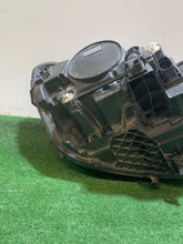 Laden Sie das Bild in den Galerie-Viewer, Frontscheinwerfer Mercedes-Benz Cla A1189062500 Links Scheinwerfer Headlight SCH8041258110lq