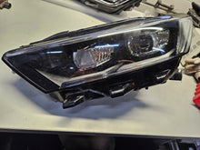 Laden Sie das Bild in den Galerie-Viewer, Frontscheinwerfer VW T-Roc 2GA941035P LED Links Scheinwerfer Headlight