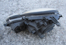 Load image into Gallery viewer, Frontscheinwerfer Mercedes-Benz W211 A2118201461 Rechts Scheinwerfer Headlight
