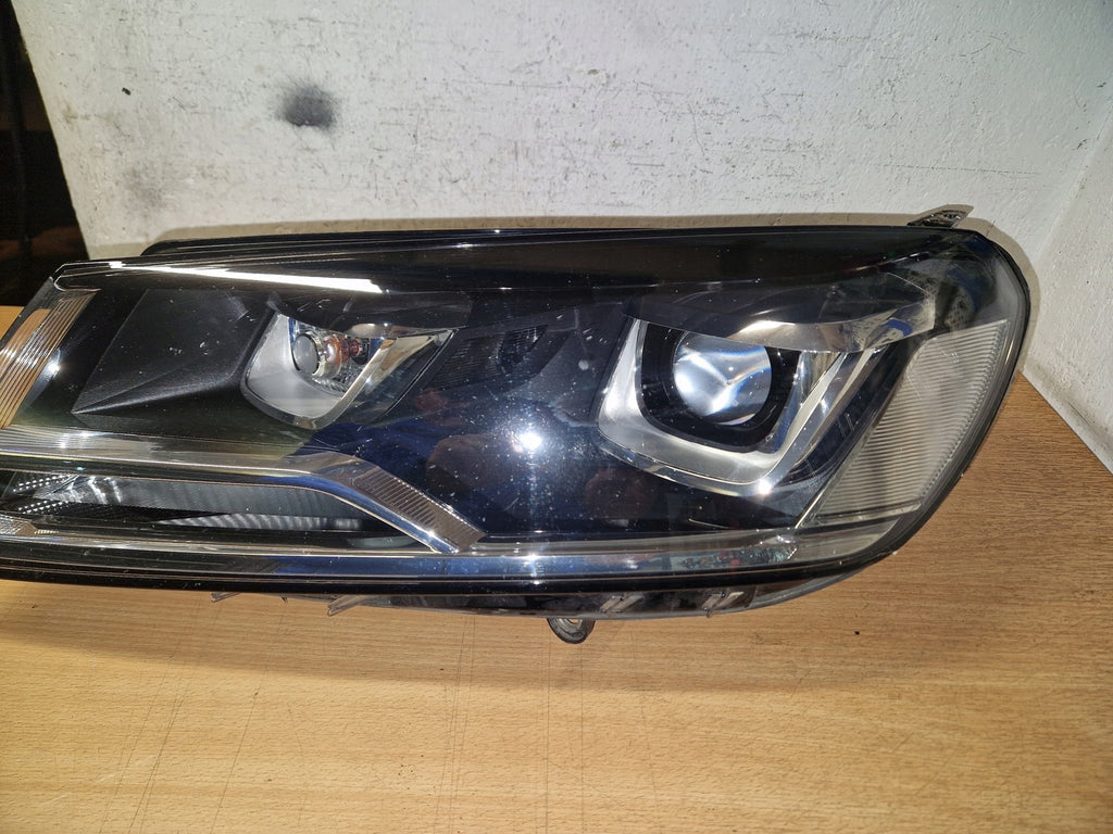 Frontscheinwerfer VW Touareg 7P1941031 8K0941597F Xenon Links Headlight