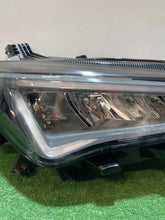 Laden Sie das Bild in den Galerie-Viewer, Frontscheinwerfer Cupra Born 10F941008K Rechts Scheinwerfer Headlight SCH7615202150sa