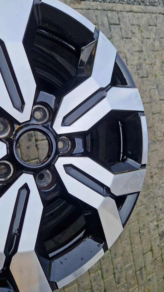 1x Alufelge 17 Zoll 6.5" 5x114.3 50ET Glanz Schwarz 403000531 Renault Rim Wheel