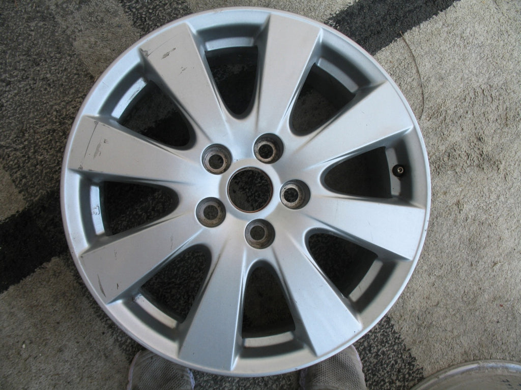 1x Alufelge 17 Zoll 7.0" 5x114.3 45ET Glanz Silber 42811YY210 Toyota I Rim Wheel FEL2497095711zy