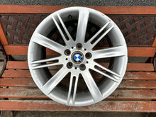 Laden Sie das Bild in den Galerie-Viewer, 1x Alufelge 18 Zoll 8.0" 5x120 14ET 6760625 BMW 5 E60 E61 6 E63 E64 Rim Wheel FEL8606899608id