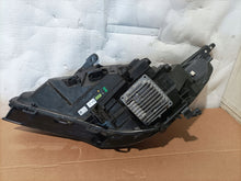 Load image into Gallery viewer, Frontscheinwerfer Opel Astra 39023763 LED Rechts Scheinwerfer Headlight