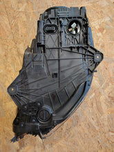 Laden Sie das Bild in den Galerie-Viewer, Frontscheinwerfer Porsche Macan 95B941032CQ Xenon Rechts Scheinwerfer Headlight SCH8247300211fc