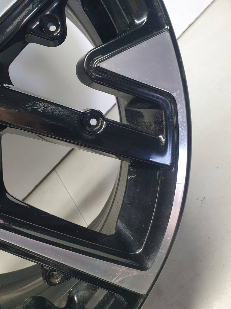 1x Alufelge 17 Zoll 7.0" 4x108 32ET Glanz Schwarz 9833892680 Opel Corsa F FEL5388145638vv