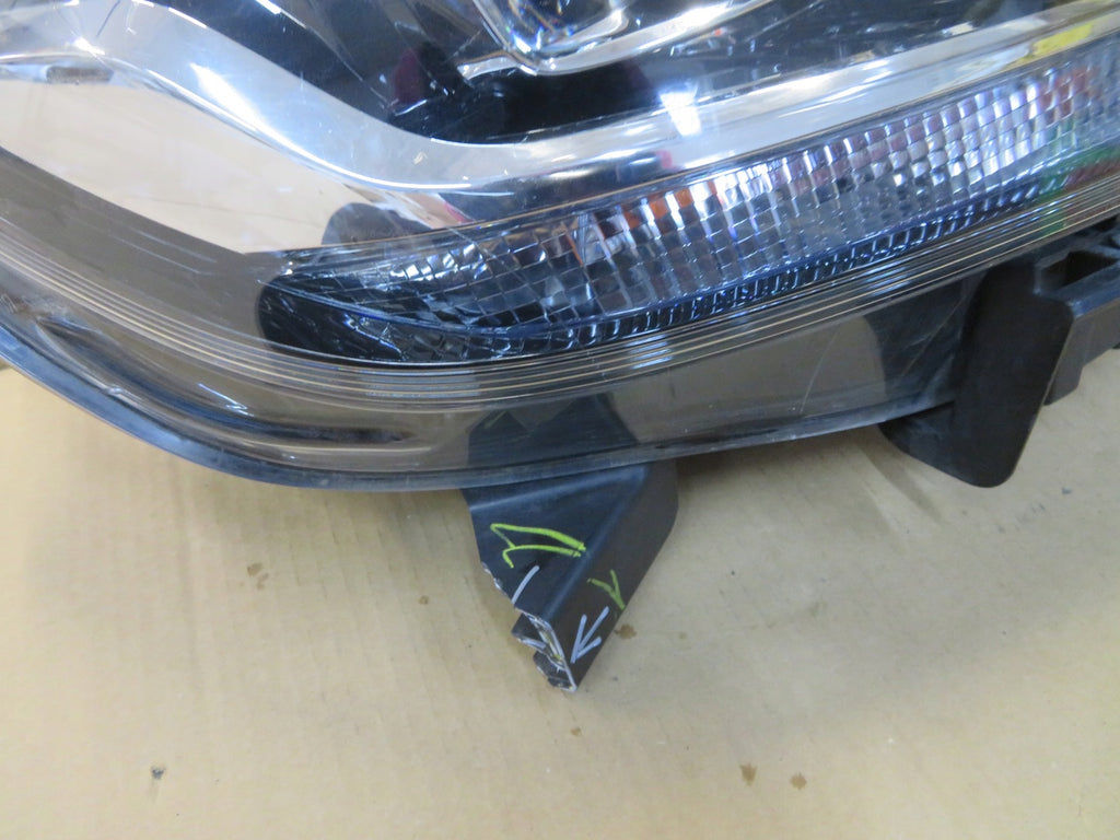 Frontscheinwerfer Mercedes-Benz A4709060900 4709060900 LED Rechts Headlight