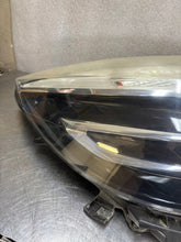 Load image into Gallery viewer, Frontscheinwerfer Renault Scenic 260106928 Rechts Scheinwerfer Headlight SCH8361842923xv