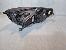 Laden Sie das Bild in den Galerie-Viewer, Frontscheinwerfer Seat Leon 5FB941035B LED Links Scheinwerfer Headlight SCH2209945898gy