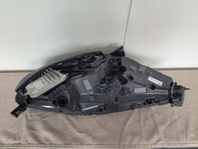 Laden Sie das Bild in den Galerie-Viewer, Frontscheinwerfer Tesla 3 1077375-00-C Links Scheinwerfer Headlight