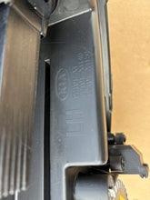 Laden Sie das Bild in den Galerie-Viewer, Frontscheinwerfer Kia Carens 13-92101-A4 LED Links Scheinwerfer Headlight