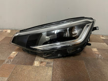 Laden Sie das Bild in den Galerie-Viewer, Frontscheinwerfer VW Taigo 2G7941035 Full LED Links Scheinwerfer Headlight SCH3294349223nh