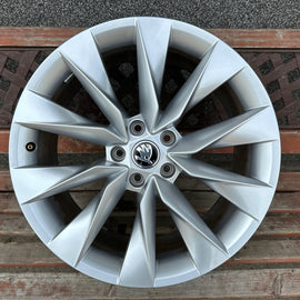 1x Alufelge 19 Zoll 8.0