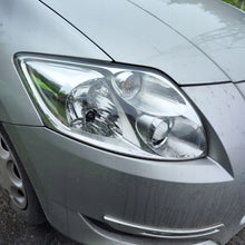 Laden Sie das Bild in den Galerie-Viewer, Frontscheinwerfer Toyota Auris 81110-02470 Rechts Scheinwerfer Headlight SCH5407061405ik