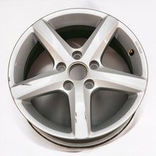 Laden Sie das Bild in den Galerie-Viewer, 1x Alufelge 16 Zoll 6.5&quot; 5x112 42ET Glanz Silber 3AA071496 Vw Rim Wheel