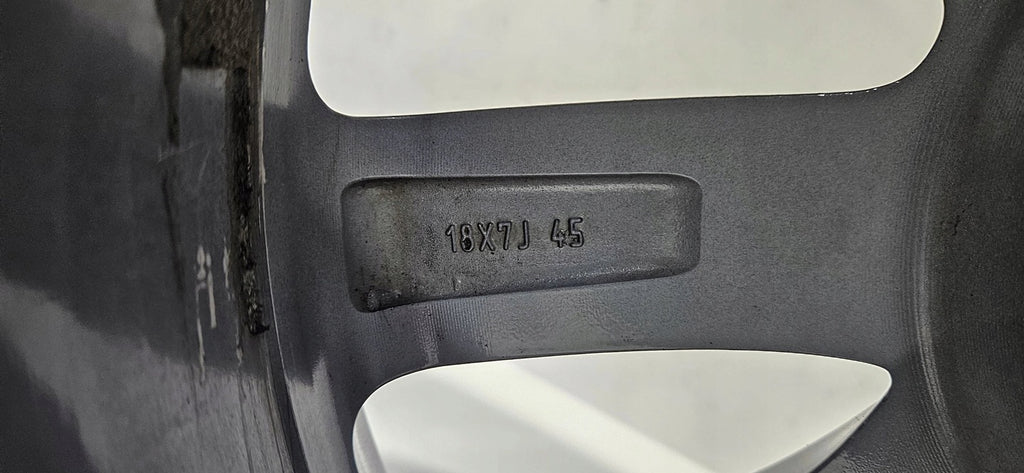 1x Alufelge 18 Zoll 7.0" 5x114.3 45ET 9965657080 Mazda Rim Wheel