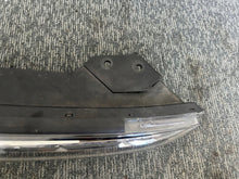 Load image into Gallery viewer, Frontscheinwerfer Hyundai Kona 92208J92 Rechts Scheinwerfer Headlight SCH9684317238os