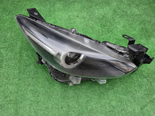 Laden Sie das Bild in den Galerie-Viewer, Frontscheinwerfer Mazda 3 BSP551030 Full LED Rechts Scheinwerfer Headlight SCH4530865993lz