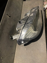 Load image into Gallery viewer, Frontscheinwerfer BMW X6 E71 7179858-08 Rechts Scheinwerfer Headlight SCH9029233649gu