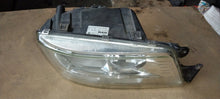 Laden Sie das Bild in den Galerie-Viewer, Frontscheinwerfer Man 81251016684 Rechts Scheinwerfer Headlight SCH9196860126ss